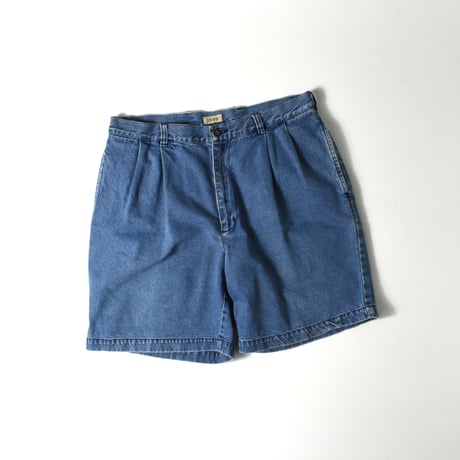 USED "IZOD" 2TUCK DENIM SHORTS