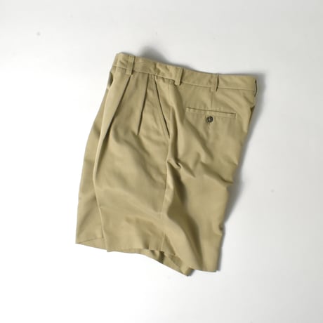 USED "IZOD" 2-TUCK SLACKS SHORTS