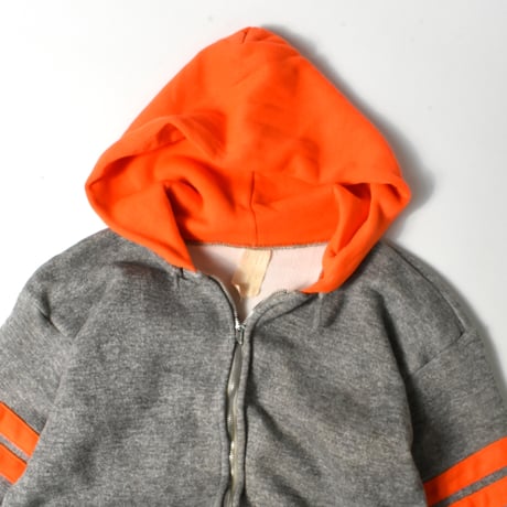 VINTAGE 60’S UNKNOWN ZIP UP HOODIE