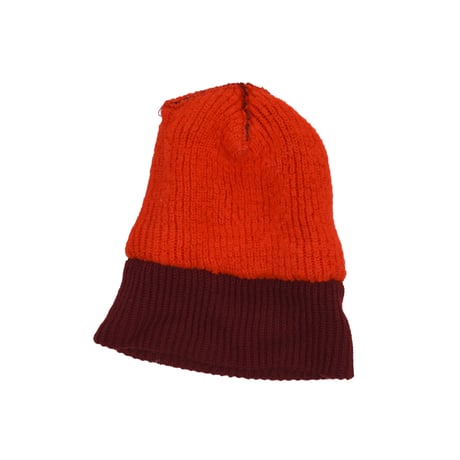 USED UNKNOWN BEANIE