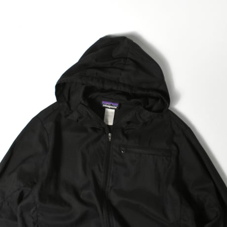 USED "PATAGONIA" PACKABLE NYLON JACKET