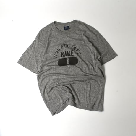 USED 80'S "NIKE / ATHLETIC DEPT." T-shirt