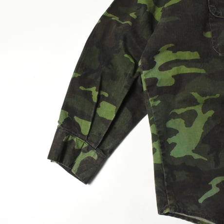 USED 90'S "CABELA'S" CAMO L/S SHIRT