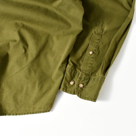 USED 90’S "GAP" B.D SHIRT