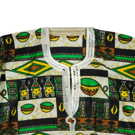 USED UNKNOWN AFRICAN BATICK SHIRT