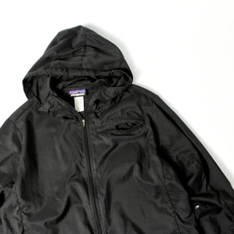 USED "PATAGONIA" PACKABLE NYLON JACKET