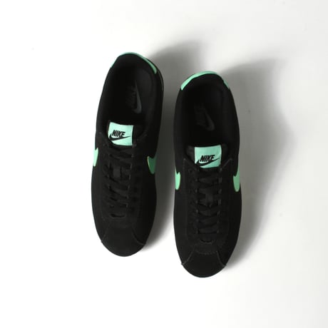 USED "NIKE CLASSIC CORTEZ NYLON"