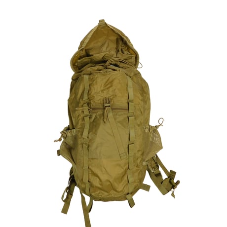 500D "HONOR POINT"NYLON RIPSTOP SUPER LIGHTWEIGHT WATER RESISTANT BACKPACK