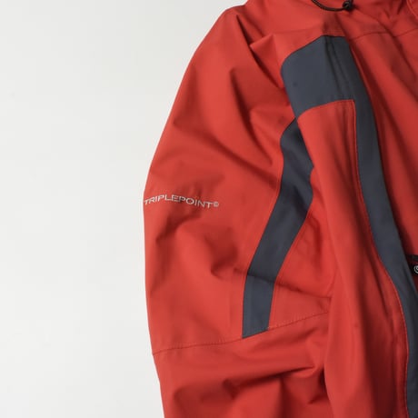 USED "LOWE ALPAIN / TRIPLEPOINT" MOUNTAIN PARKA