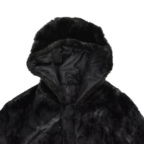 USED FAKE FUR COAT