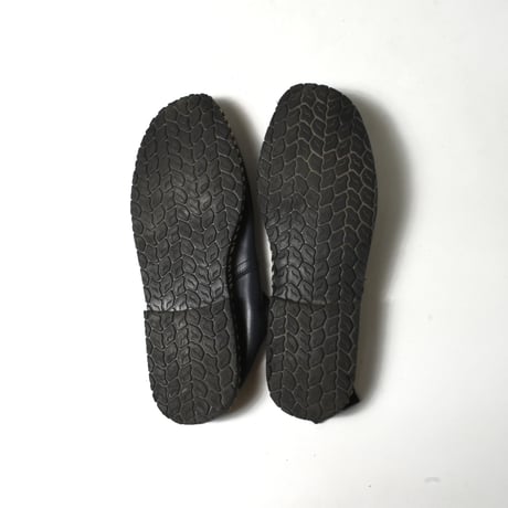 USED "RAIXU" LEATHER MOCCASIN SHOES