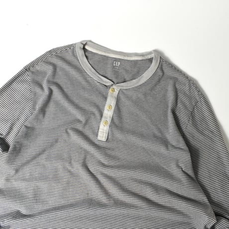 USED "GAP" HENRRY NECK BOADER L/S T-shirt