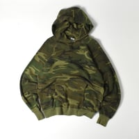 USED 80’S "HEALTHKNIT" RAGLAN CAMO HOODIE