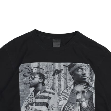USED "OUT KAST" T-shirt