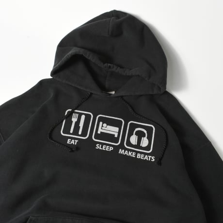 USED 90’S "EAT , SLEEP , MAKE BEATS" HOODIE