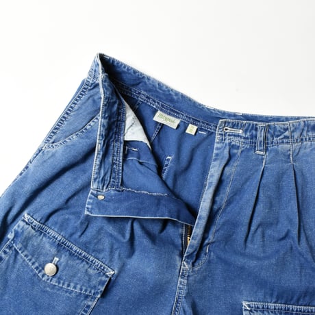 USED "MAYPOLE" 2-TUCK COTTON SHORTS