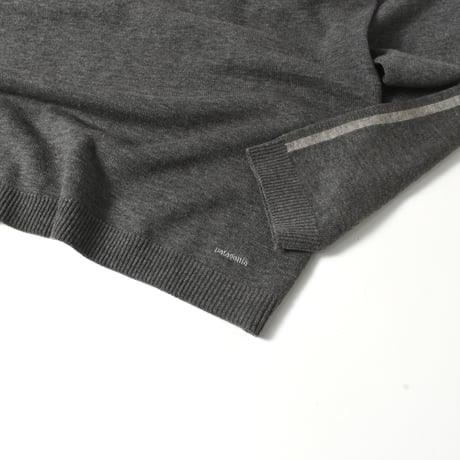 USED "PATAGONIA" WOOL /  CASHMERE V NECK KNIT