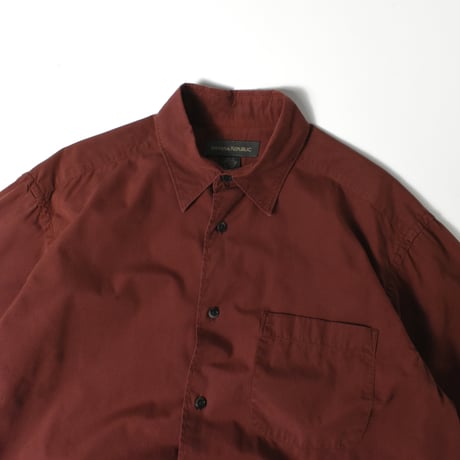 USED 90’S "BANANA REPUBLIC" S/S SHIRT