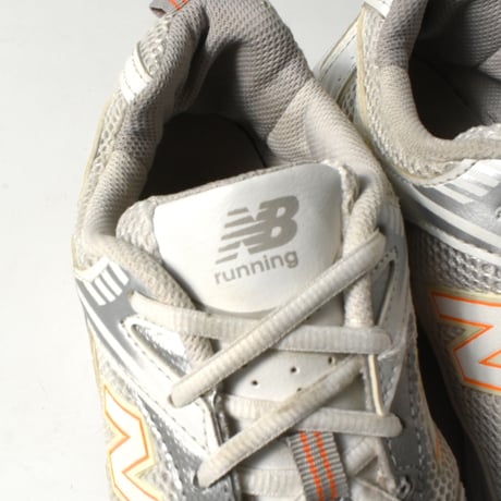USED "NEW BALANCE / 530"