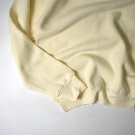 DEADSTOCK "FLUIT OF THE LOOM"UNKNOWN SWEAT