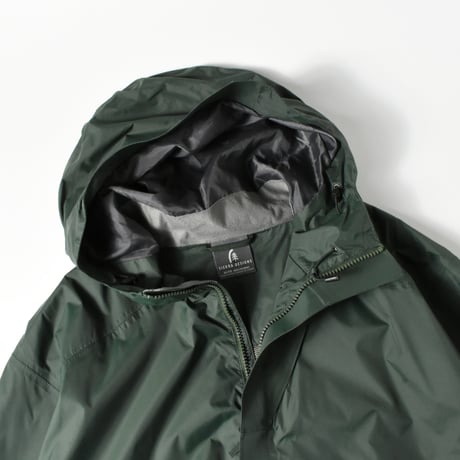 USED "SIERRA DESIGNS" MOUNTAIN JACKET