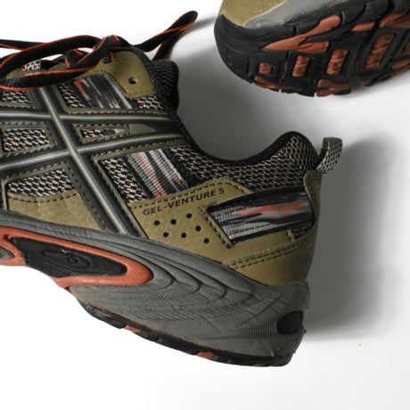 USED "ASICS / GEL VENTURE 5"