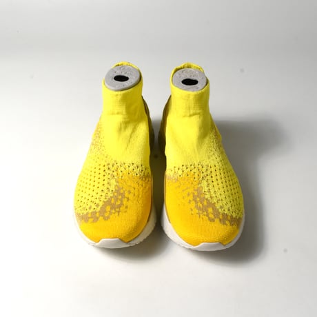 "NIKE / RISE REACT FLYKNIT LMTD"
