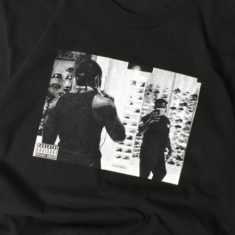 USED UNKNOWN T- shirt