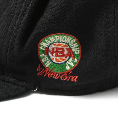 USED 96'S "CHIAGO BULLS / WORLD CHAMPIONS" SNAPBACK
