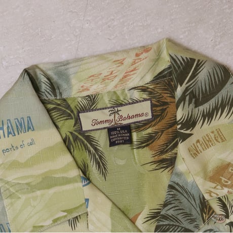USED "TOMMY BAHAMA" ALOHA SHIRT
