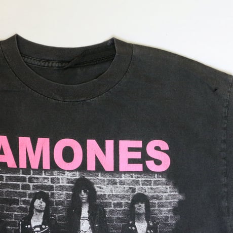 RAMONES "HEY HO LET'S GO" USED T-shirt