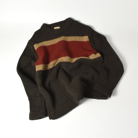 USED 90-00’S "AMERICAN EAGLE OUTFITTERS"
