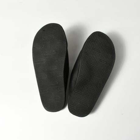 USED "RAINBOW SANDALS" VARCLO SLIDE SANDALS
