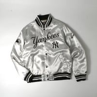 USED "MAJESTIC ATHLETIC / YANKEES" STADIUM JACKET