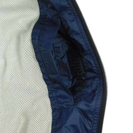USED "GAP" NYLON VEST