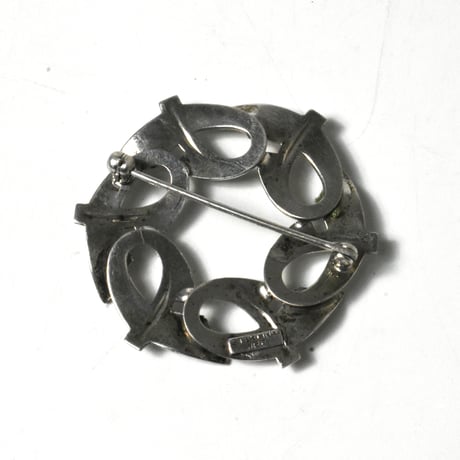 VINTAGE CIRCLE SILVER BROOCH