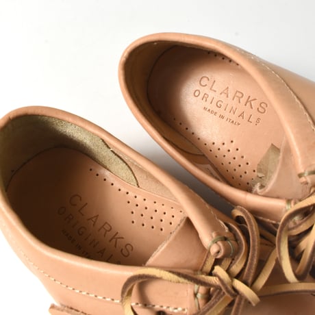 "CLARKS / WALLABEE NATURAL VEG TAN"