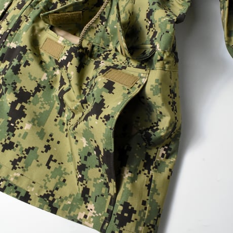 USED "US NAVY TYPE III" GORE-TEX NYLON PARKA