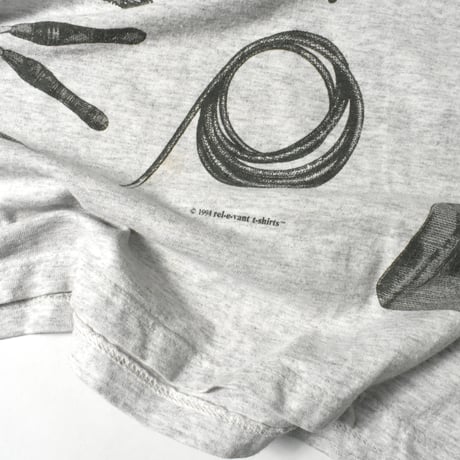 USED 90’S "REL E VANT" T-shirt