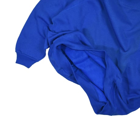 USED "HANES HER WAY" CREW NECK SWEAT