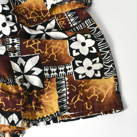 USED 90’S "HILO HATTIE THE HAWAIIAN" ALOHA SHIRT