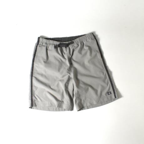 USED 90'S "NIKE ACG" GEAR SHORTS
