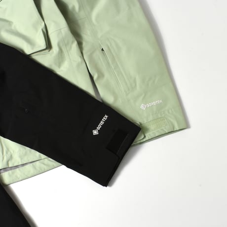 "THE NORTH FACE / SIDECUT GORE-TEX JACKET"
