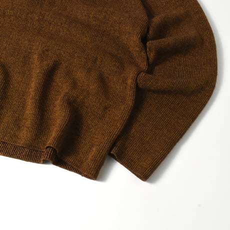 USED "DONNA KARAN SIGNATURE" MOCKNECK SILK / WOOL KNIT