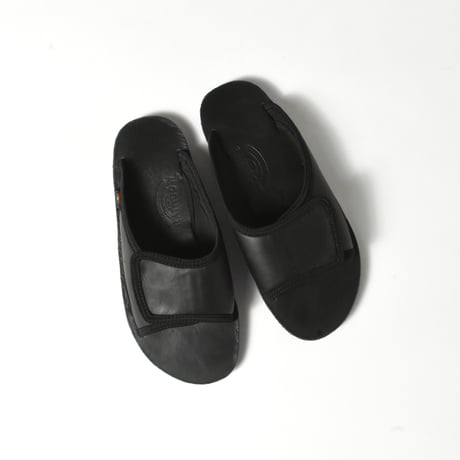 USED "RAINBOW SANDALS" VARCLO SLIDE SANDALS