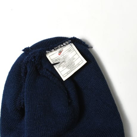 USED 90'S "NIKE" SWOOSH BEANIE