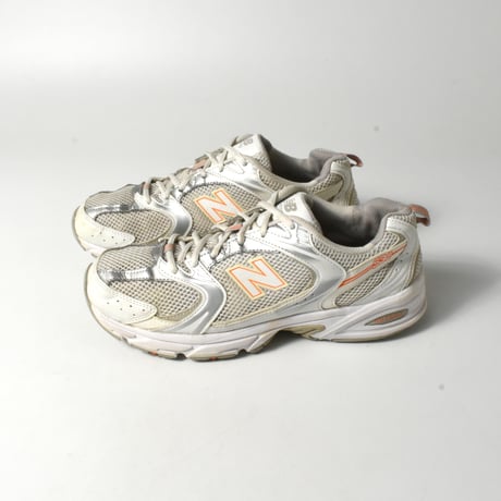 USED "NEW BALANCE / 530"