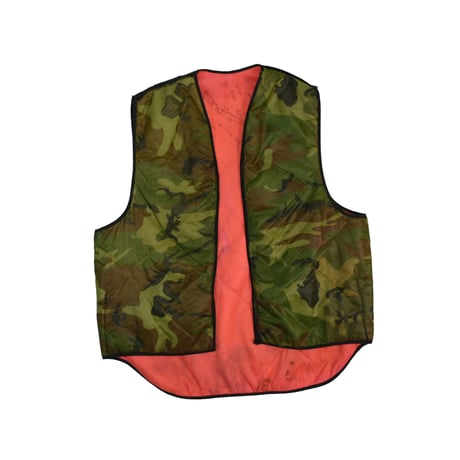 USED UNKNOWN REVERSIBLE VEST