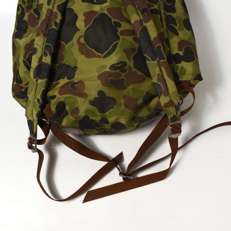 USED 80’S "EDDIE BAUER" CAMO BACKPACK