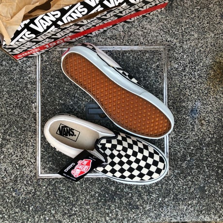 DEADSTOCK LATE 90'S VANS "CLASSIC SLIP-ON" CHECKER BORAD / WHITE